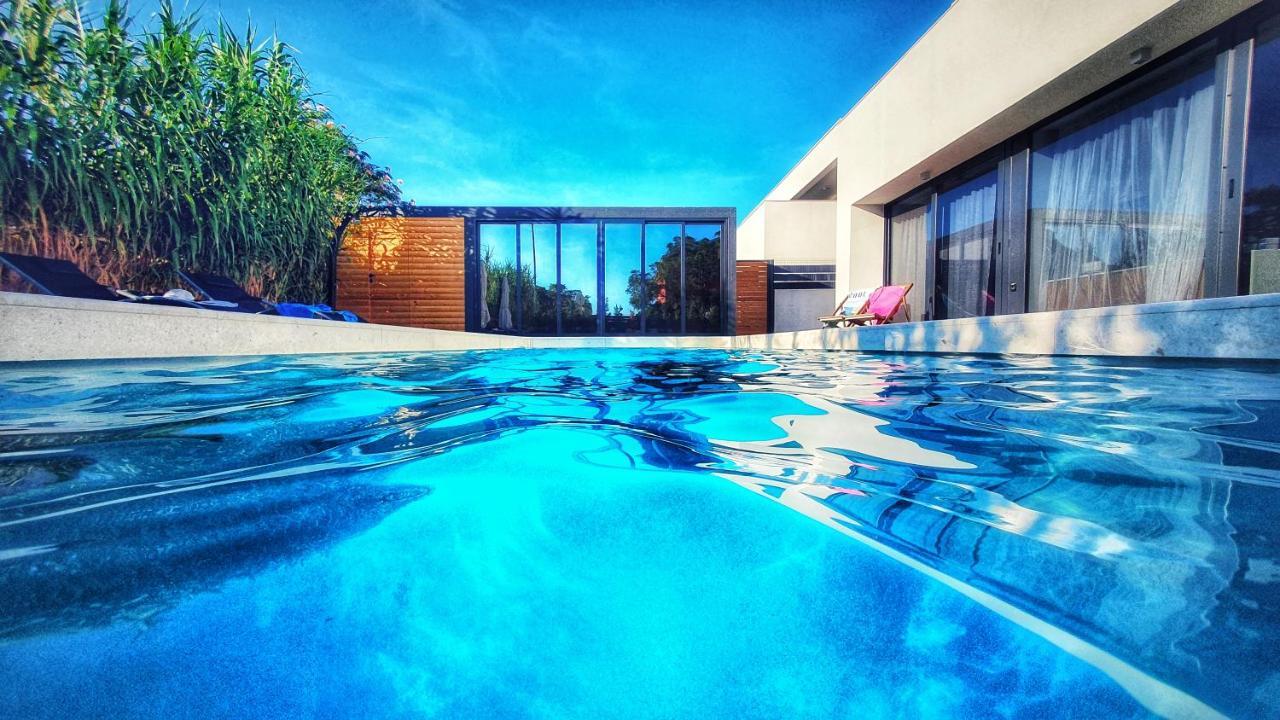 Villa Aurus - Luxury 5 Bedroom Vir Exteriör bild