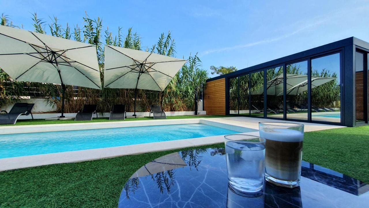 Villa Aurus - Luxury 5 Bedroom Vir Exteriör bild